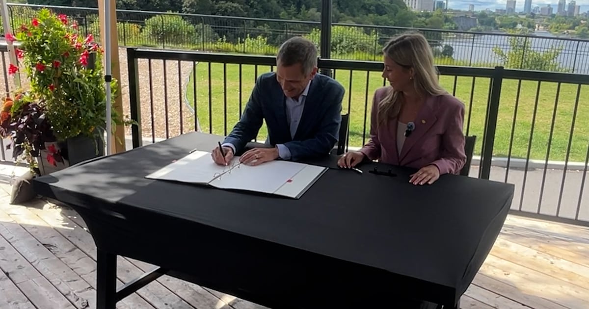 Ottawa, Gatineau sign economic agreement as tariff uncertainty grows