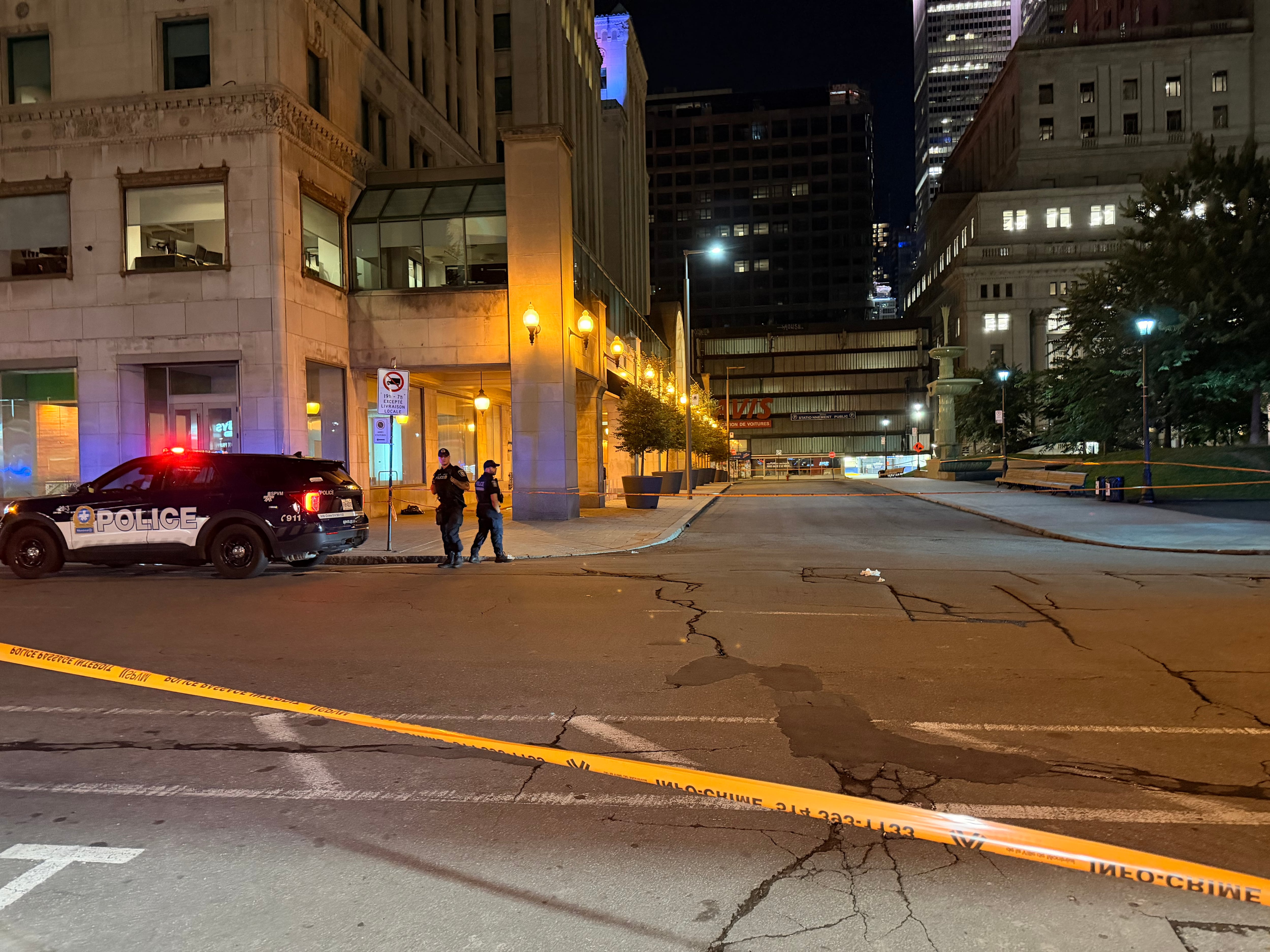 Teen stabbed in downtown Montreal