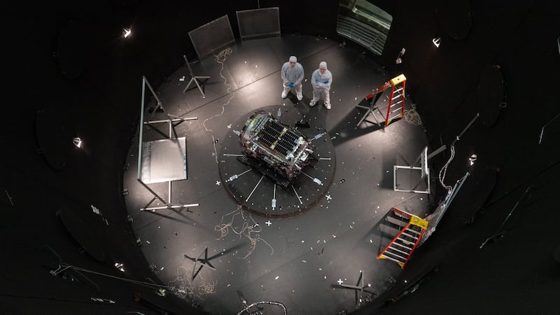 Rescue satellite gets close to NASA's doomed telescope, even if it can't save it
