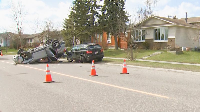 Child badly injured in Temple rollover: Calgary police
