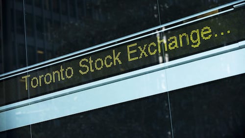 Canadian, U.S. markets edge lower as oil rises, driving inflationary fears