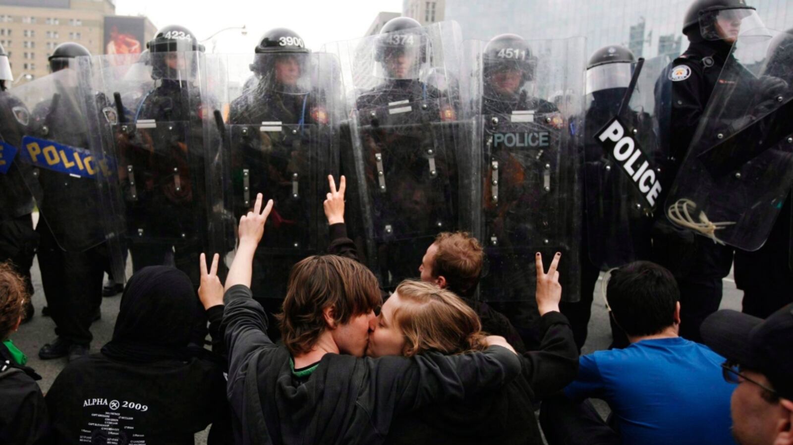 Toronto Riot Cops Toronto police officer cleared on G20 misconduct charge