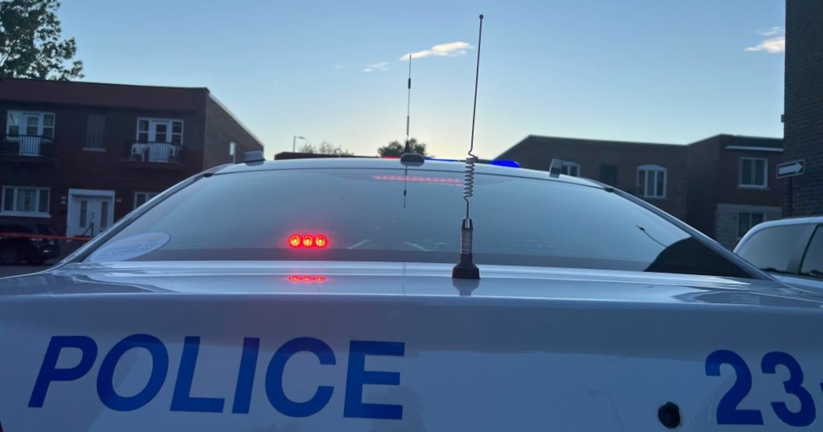 2 men stabbed in separate areas of Montreal