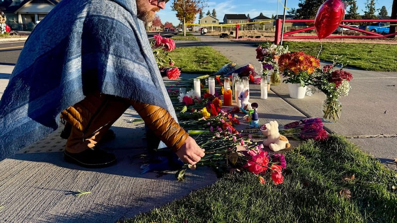 As an Oregon community mourns 4 killed in school shooting, 2 wounded survivors remain hospitalized