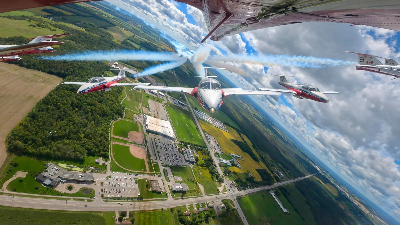 Canadian Forces Snowbirds to fly over Kingston on Tuesday
