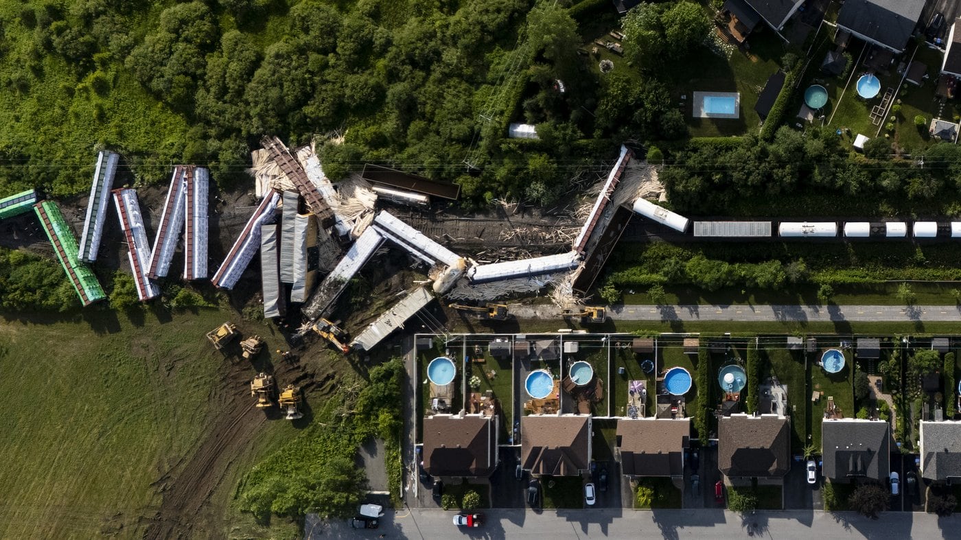 Safety board says it's too soon to determine cause of Montreal-area train d