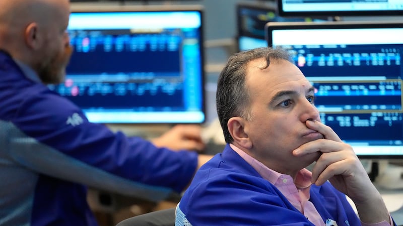 Oil prices rise as the Iran war drags on, but U.S. stocks inch toward more records