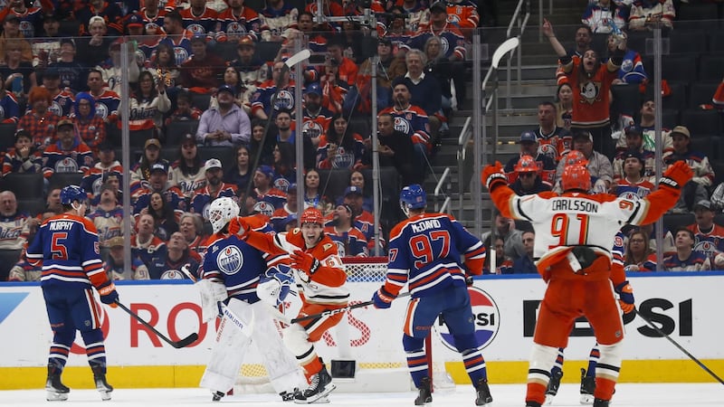 Gauthier scores two, Anaheim Ducks beat Edmonton Oilers 6-4 in Game 2