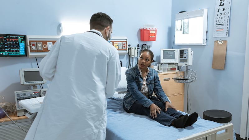Patients, advocates wary of Quebec leaders’ promises on health-care