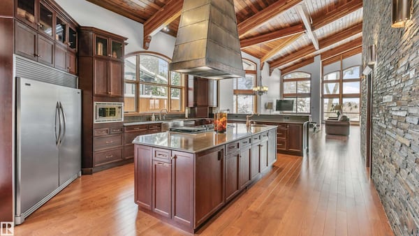 What is a chef’s kitchen? Or wainscoting? Here’s what all the fancy real estate terms mean