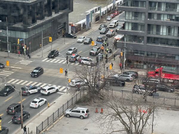 Pedestrian struck by vehicle in downtown Toronto suffers serious injuries