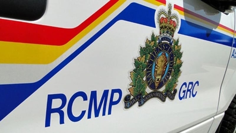 Officer’s vehicle ‘rammed’ by truck and stolen trailer in Kamloops, B.C., RCMP say