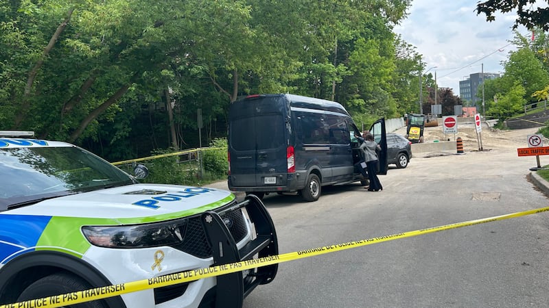 Police investigating bones discovered near Barrie’s downtown