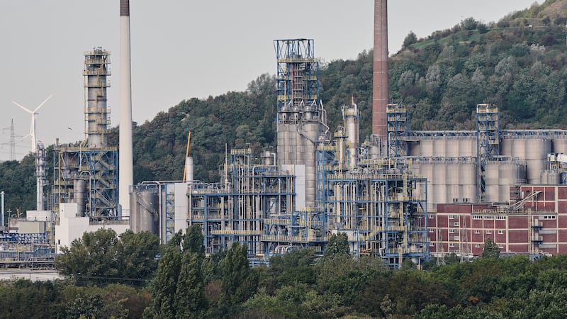 G7 nations will release 100 million barrels of oil and diesel fuel after prices soar