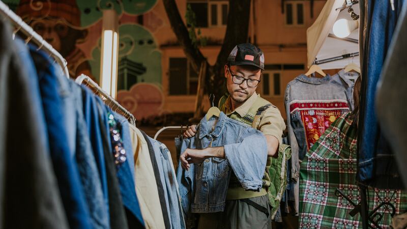 How to be fashionable on a budget and extend clothing lifespan