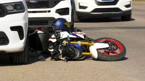 Motorcyclist taken to hospital after crash with SUV in Saskatoon