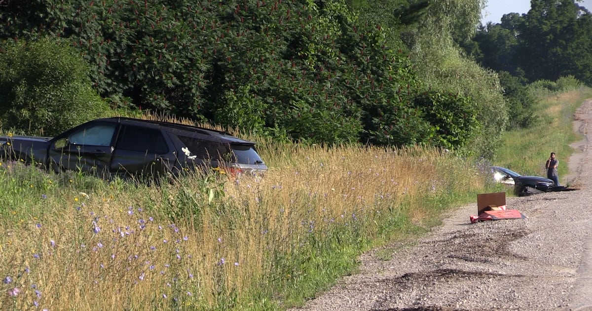 Highbury reopened following multi-vehicle collision Sunday