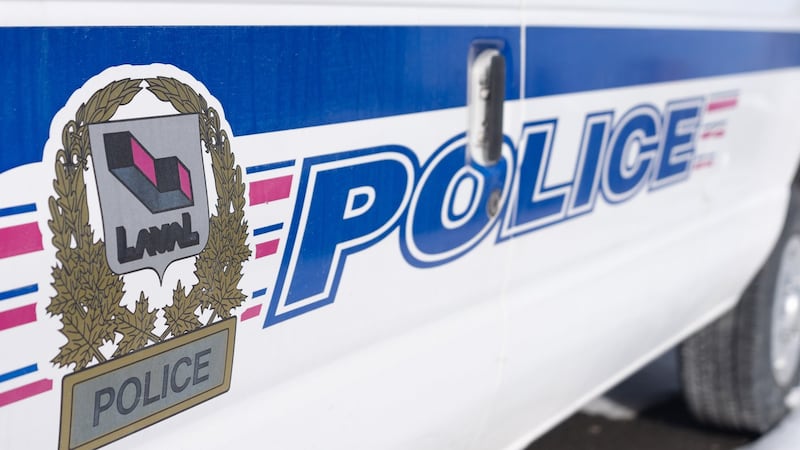 35-year-old woman killed, three teenage girls injured in Laval crash