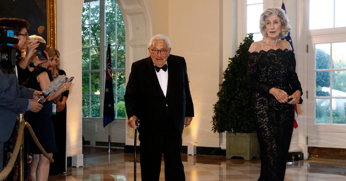 Die Philanthropin Nancy Kissinger, Ehefrau des ehemaligen ...