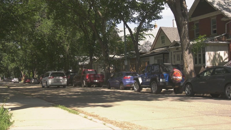 Regina resident frustrated by months-long wait for accessible parking
