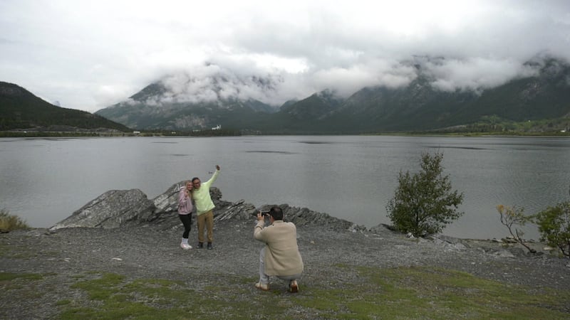 Alberta planning to remove popular Lac des Arcs viewpoint near Canmore