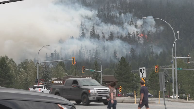 Nearly 3,100 BC Hydro customers affected as wildfires threaten Pemberton and force evacuations near Boston Bar
