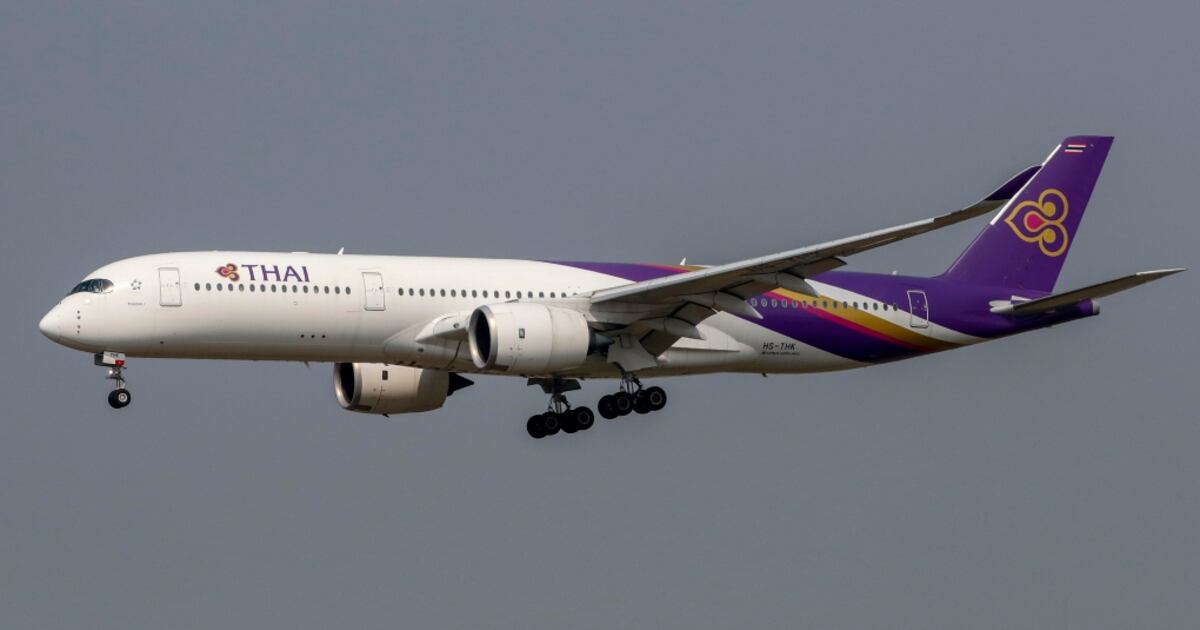 Drogenbanden rekrutieren thailändische Flugbegleiter über soziale Medien ...
