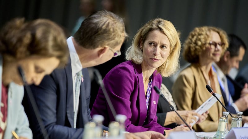 European leaders pledge pressure to end Russian-Ukrainian war