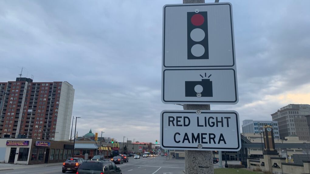 Barrie Shifting Focus To Red Light Cameras With Impending Speed Cameras Ban barrie-shifting-focus-to-red-light-cameras-with-impending-speed-cameras-ban
