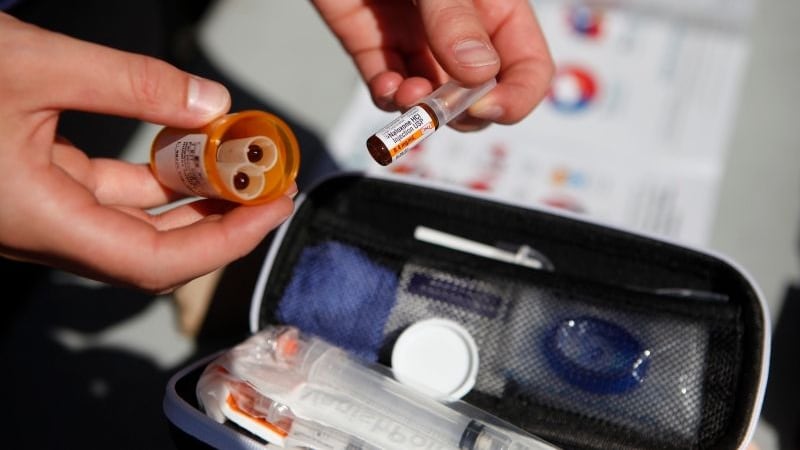 Kelowna, B.C., mayor asks feds to shut consumption site after 3,400 police visits