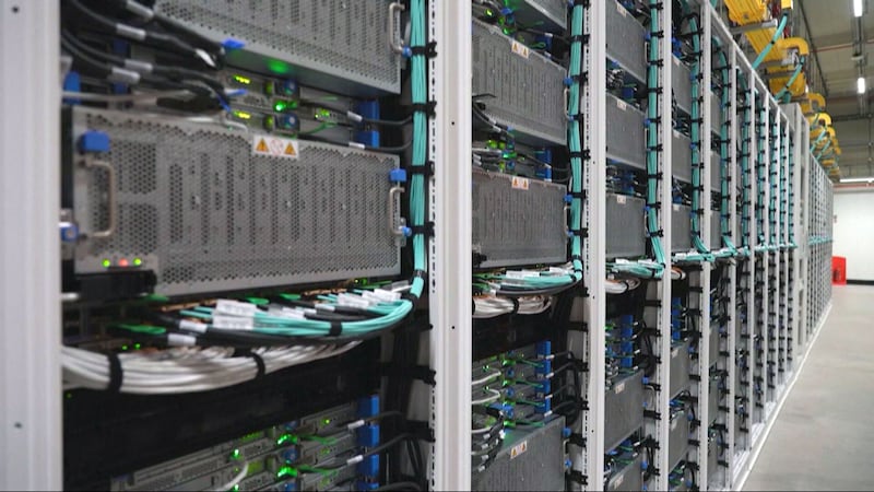 Feds looking to build $1.5 billion data centre in Ottawa area