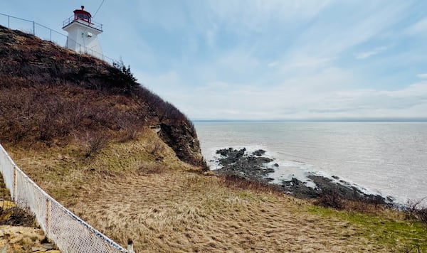 ‘It’s a waste of a beautiful, beautiful location,’ local laments as iconic lighthouse shutters for the season