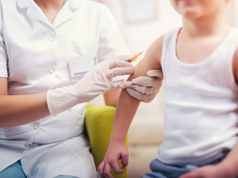 Flu vaccine no longer free for all Quebecers; high risk groups only