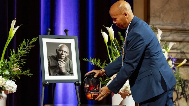 Jazz pianist Oliver Jones to be laid to rest in a public funeral in Little Burgundy