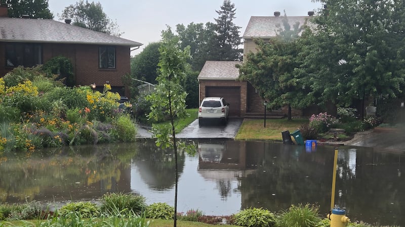 Residents in Ottawa’s west end report flooded basements after Monday’s heavy rainfall, councillor says