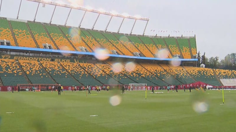 Soggy stage for Canada-Uzbekistan pre-World Cup friendly in Edmonton