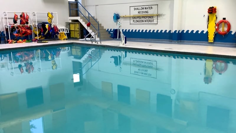 Sutcliffe pledges to bar non-Ottawa residents from first night of swimming lesson registrations if re-elected mayor of Ottawa