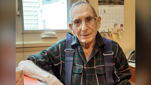 Hospitalized B.C. veteran to celebrate 100th birthday with comrades on Remembrance Day