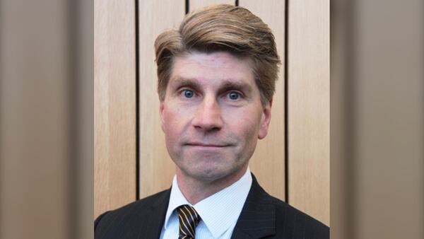 Former University of Manitoba law dean subject of Canada-wide arrest warrant