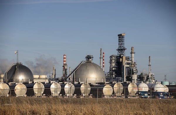 Authorization of APMC borrowing could be about B.C. pipeline: former CEO