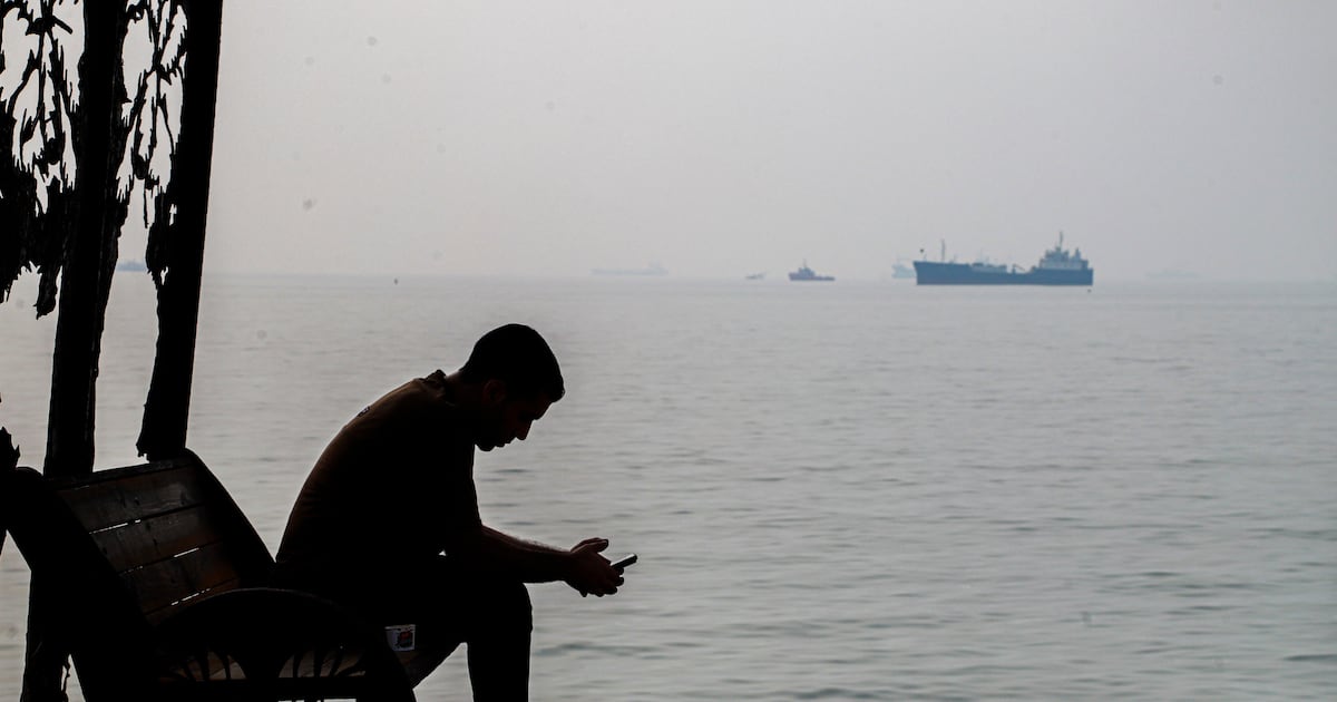 Iran says 7 oil tankers are on fire or damaged in a key strait as fears ...