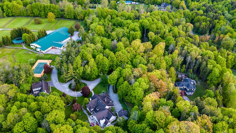 Sprawling estate north of Toronto features multiple homes and world-class equestrian facilities