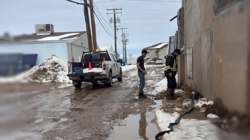 ‘It’s falling apart’: Flood at Meadow Lake food bank highlights building issues, push for new facility