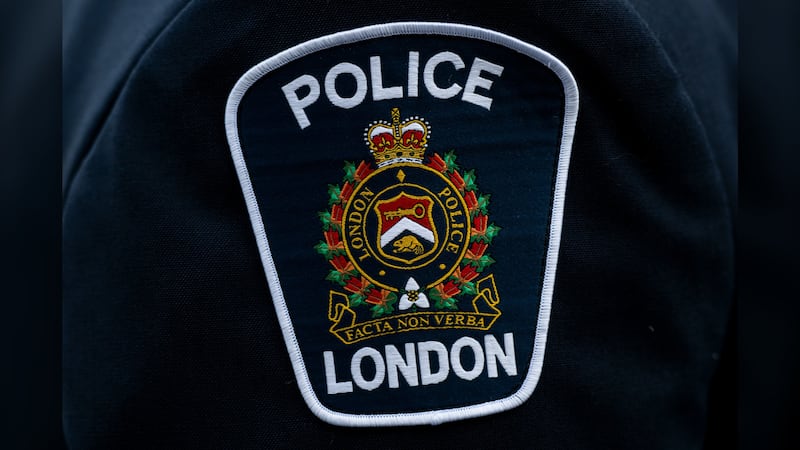 London police search for two suspects after downtown shooting leaves man injured