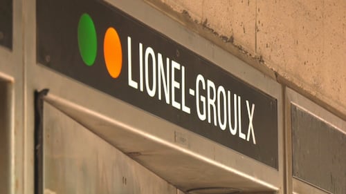 Man killed after falling off metro platform and being struck by oncoming train