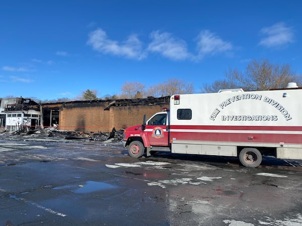 Popular Dartmouth diner loses thousands of dollars in food after strip mall fire
