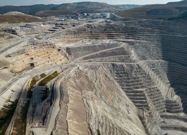 B.C. mining industry hopeful as premier promises faster applications, strong foundation