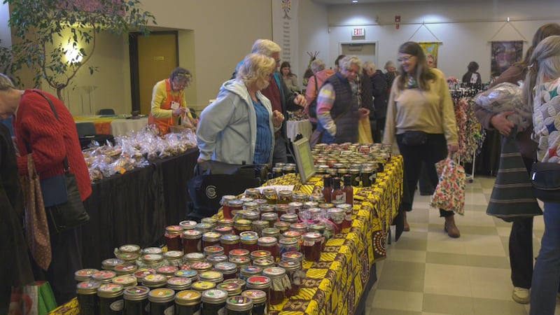 Grandmothers group crafts up new ways to support HIV education, treatment