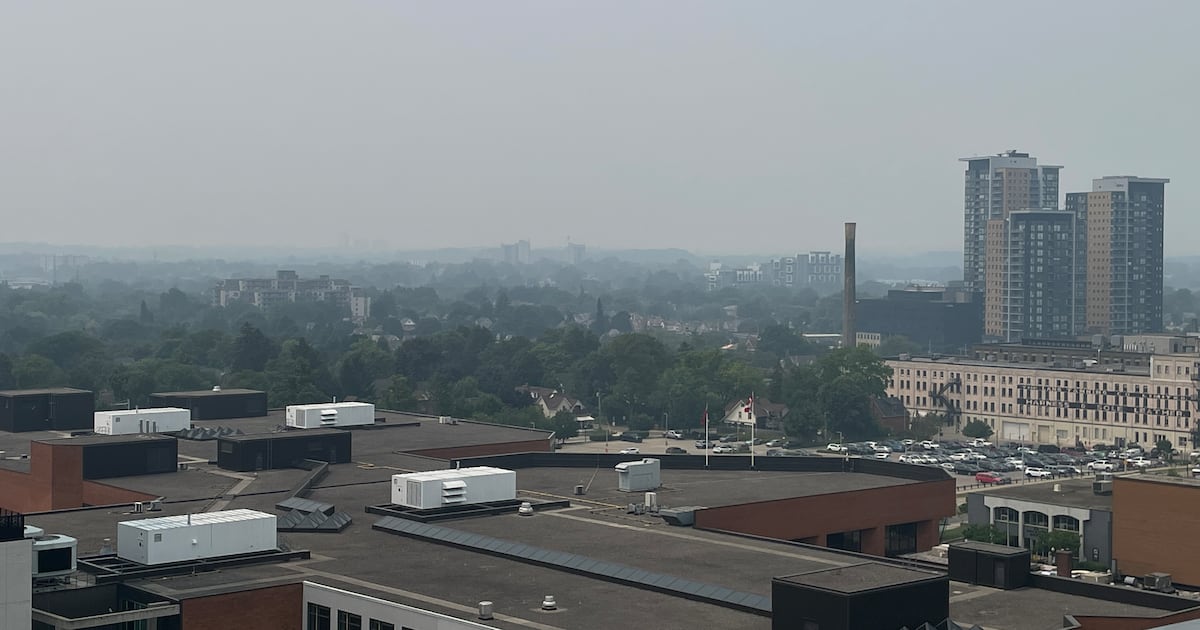 Wildfire smoke prompts health warnings across southern Ontario