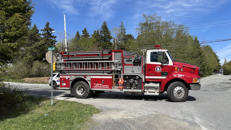 Crews battle wildfire in Lake Echo, N.S., size unknown